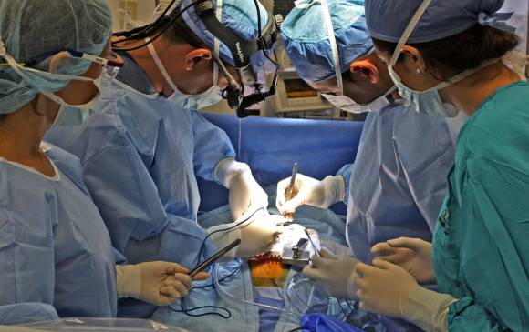 La pelea detrás de la regulación de las cirugías