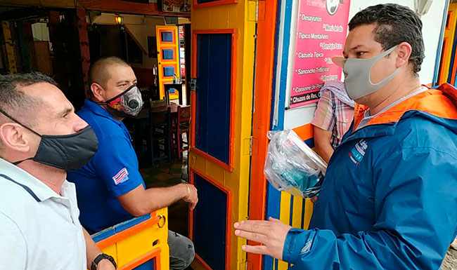 Con la estrategia “Juntos a Cielo Abierto”, comerciantes de San Antonio se reactivarán