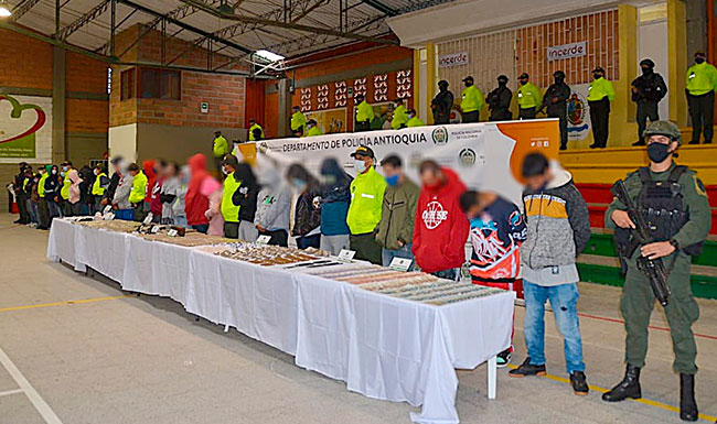 Cayeron 43 integrantes de “Los Chatas”, en La Ceja