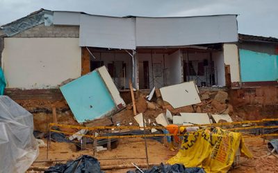 Construcción del Centro día en Alejandría está afectando una vivienda