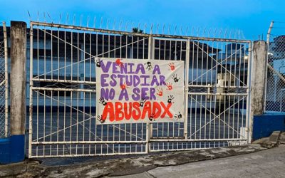 Estudiantes y padres de familia de San Luis, rechazan presencia de profesor denunciado por abuso sexual