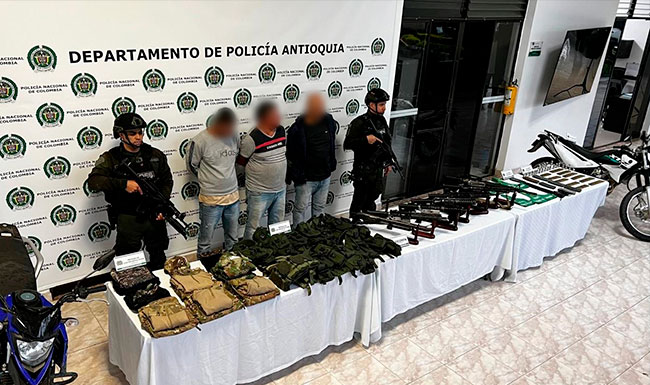 En Alejandría Policía capturó a tres integrantes del Clan del Golfo